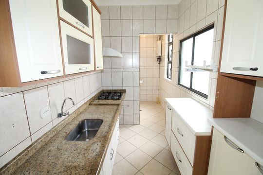 Cozinha de apartamento para alugar com 2 quartos, 48m² em Palmeiras de São José, São José dos Campos