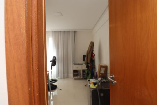 Apartamento para alugar com 1 quarto, 62m² em Piatã, Salvador