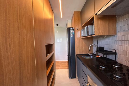 Cozinha  de apartamento à venda com 2 quartos, 44m² em Usina Piratininga, São Paulo