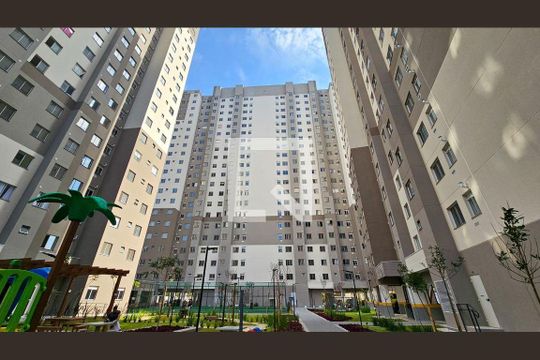 Fachada do bloco de apartamento à venda com 2 quartos, 44m² em Usina Piratininga, São Paulo