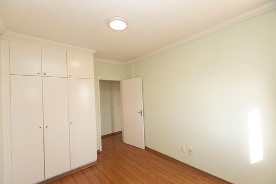 QUARTO Nº 1 de apartamento para alugar com 3 quartos, 99m² em Castelo, Campinas