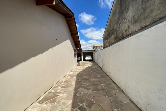 Casa à venda com 2 quartos, 360m² em Santos Dumont, São Leopoldo