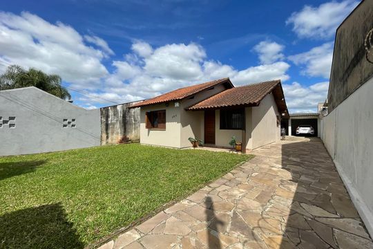 Casa à venda com 2 quartos, 360m² em Santos Dumont, São Leopoldo