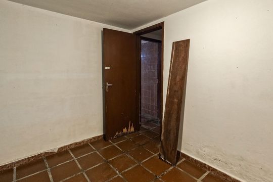 Casa para alugar com 4 quartos, 200m² em Parque Sao Domingos, São Paulo