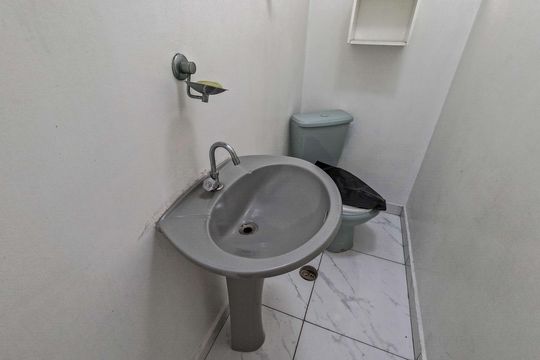 Casa para alugar com 4 quartos, 200m² em Parque Sao Domingos, São Paulo