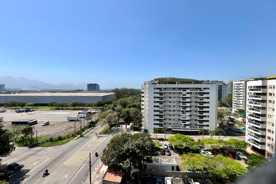 Vista de apartamento à venda com 3 quartos, 74m² em Barra Olímpica, Rio de Janeiro