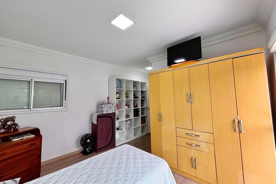 Suíte 1 de casa de condomínio à venda com 4 quartos, 373m² em Tarumã, Barueri