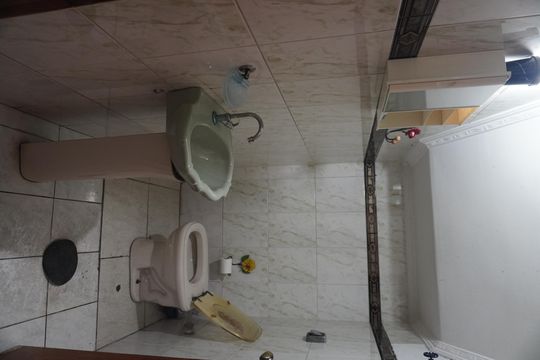 Casa para alugar com 3 quartos, 225m² em Vila Carmosina, São Paulo