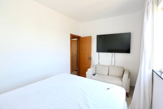 Quarto 1 de apartamento à venda com 3 quartos, 60m² em Europa, Contagem