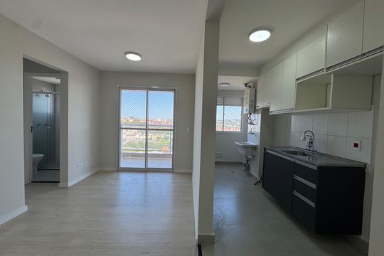 Apartamento para alugar com 2 quartos, 45m² em Quitaúna, Osasco