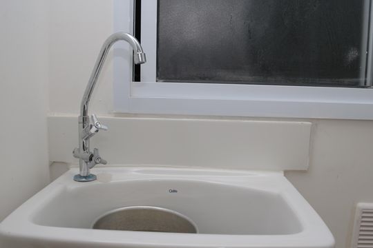 Área serviço  de apartamento para alugar com 2 quartos, 41m² em Parada Xv de Novembro, São Paulo