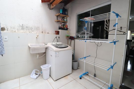 Área de Serviço de casa para alugar com 2 quartos, 53m² em Granada, Uberlândia