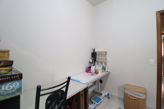 Quarto 1 de casa para alugar com 2 quartos, 53m² em Granada, Uberlândia