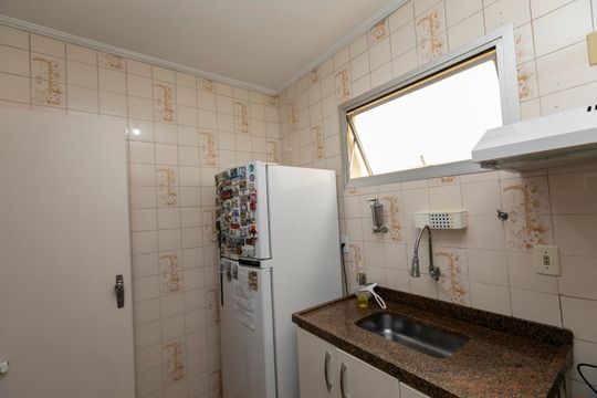 COZINHA de apartamento à venda com 1 quarto, 50m² em Centro, Campinas