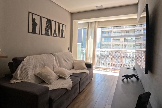 Apartamento para alugar com 1 quarto, 50m² em Vila Mathias, Santos
