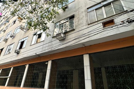 Fachada de apartamento para alugar com 1 quarto, 40m² em Botafogo, Rio de Janeiro