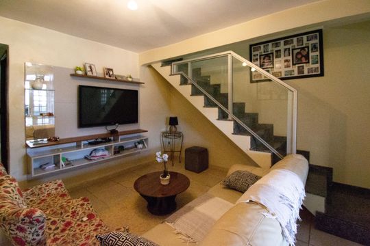 Casa à venda com 3 quartos, 175m² em Qr 308, Brasília