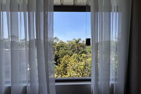 Vista da Sala de casa de condomínio para alugar com 3 quartos, 800m² em Granja Viana Ii, Cotia