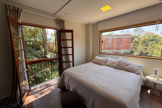 Suíte 1 de casa de condomínio para alugar com 3 quartos, 800m² em Granja Viana Ii, Cotia