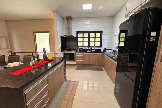 Cozinha - Armários de casa de condomínio para alugar com 3 quartos, 800m² em Granja Viana Ii, Cotia