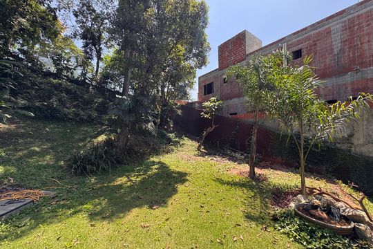 Quintal de casa de condomínio para alugar com 3 quartos, 800m² em Granja Viana Ii, Cotia
