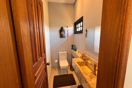 Lavabo de casa de condomínio para alugar com 3 quartos, 800m² em Granja Viana Ii, Cotia
