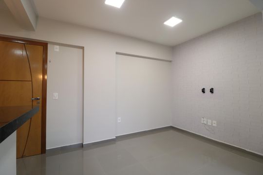 Sala de apartamento para alugar com 2 quartos, 58m² em Segismundo Pereira, Uberlândia