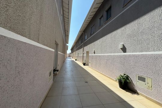Área comum de casa de condomínio à venda com 2 quartos, 59m² em Santa Maria, Osasco