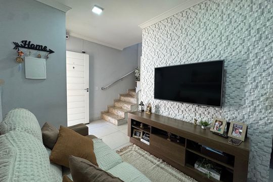 Casa de Condomínio à venda com 2 quartos, 59m² em Santa Maria, Osasco