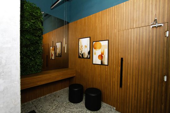 Hall de entrada de apartamento para alugar com 2 quartos, 57m² em Havaí, Belo Horizonte