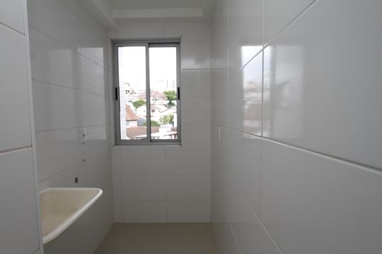 Área de Serviço de apartamento para alugar com 2 quartos, 57m² em Havaí, Belo Horizonte