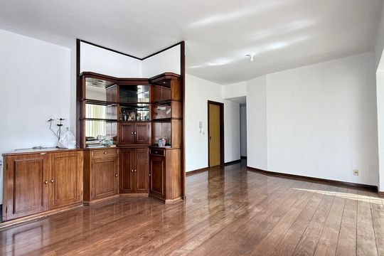 Apartamento à venda com 3 quartos, 96m² em Carmo, Belo Horizonte