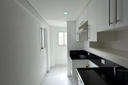 Cozinha e Área de Serviço de apartamento à venda com 2 quartos, 90m² em Baeta Neves, São Bernardo do Campo