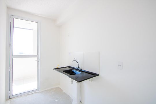 Cozinha de apartamento à venda com 2 quartos, 42m² em Vila Pires, Santo André