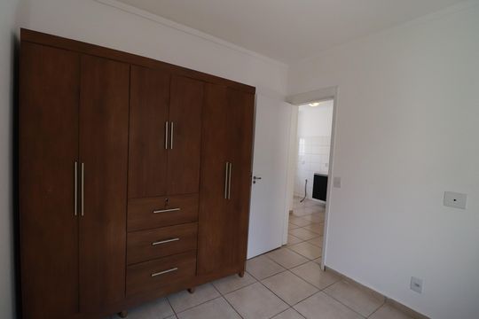 Quarto 1 de apartamento para alugar com 2 quartos, 39m² em Jardim Diva Tarla de Carvalho, Ribeirão Preto