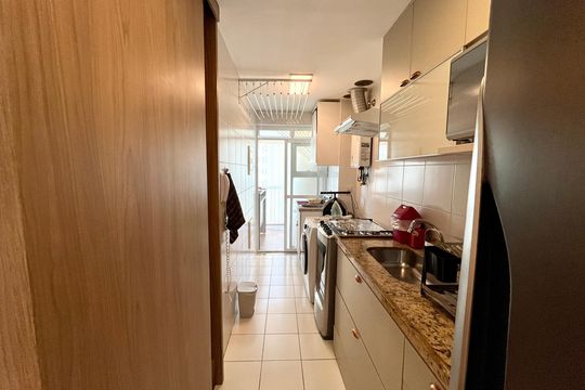 Cozinha de apartamento para alugar com 2 quartos, 79m² em Barra Olímpica, Rio de Janeiro