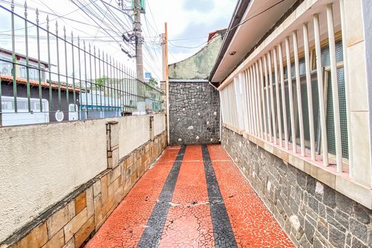 Garagem de casa para alugar com 3 quartos, 165m² em Chácara Cruzeiro do Sul, São Paulo
