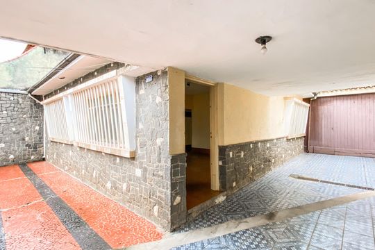 Garagem de casa para alugar com 3 quartos, 165m² em Chácara Cruzeiro do Sul, São Paulo