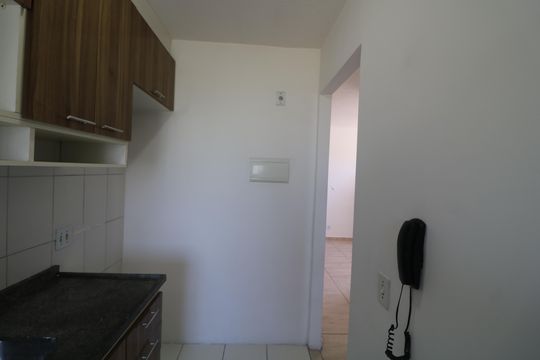 Cozinha de apartamento à venda com 2 quartos, 46m² em Parque São Lourenço, São Paulo