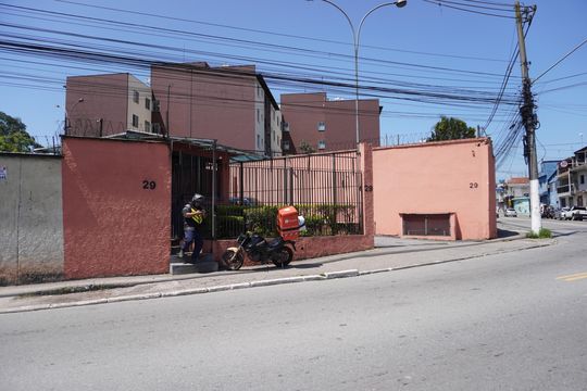 Fachada de apartamento para alugar com 2 quartos, 50m² em Jardim São Paulo, São Paulo