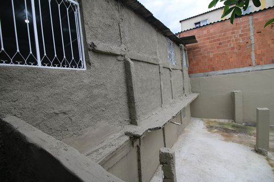 Área externa de casa para alugar com 3 quartos, 58m² em Irajá, Rio de Janeiro