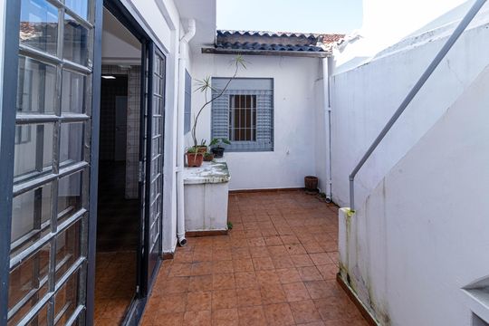 Quintal de casa à venda com 3 quartos, 90m² em Socorro, São Paulo