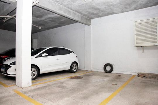 Box Garagem (01 vaga) de apartamento à venda com 1 quarto, 49m² em Centro Histórico, Porto Alegre