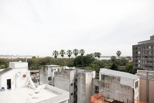 Sala Vista de apartamento à venda com 1 quarto, 49m² em Centro Histórico, Porto Alegre