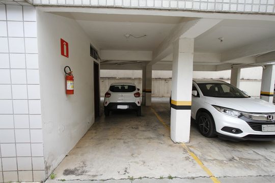 Garagem de apartamento à venda com 3 quartos, 140m² em Padre Eustáquio, Belo Horizonte
