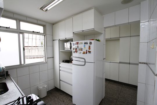 Cozinha de apartamento à venda com 3 quartos, 140m² em Padre Eustáquio, Belo Horizonte