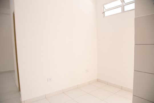 Cozinha  de casa para alugar com 1 quarto, 22m² em Lajeado, São Paulo