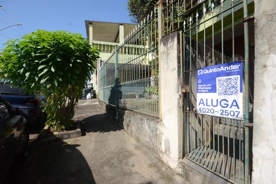 Fachada de casa para alugar com 1 quarto, 60m² em Chácara Inglesa, São Paulo