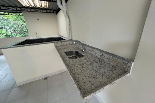 Terraço de casa para alugar com 2 quartos, 91m² em Quintino Bocaiúva, Rio de Janeiro