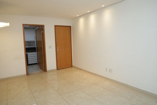 Apartamento à venda com 3 quartos, 129m² em Jardim Goiás, Goiânia